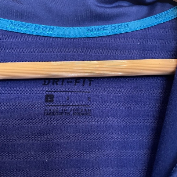 Nike Women's Royal Blue Half-Zip Pullover Size Large - Picture 3 of 5